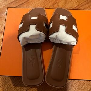 Hermes Oran Gold sandals 37.5
